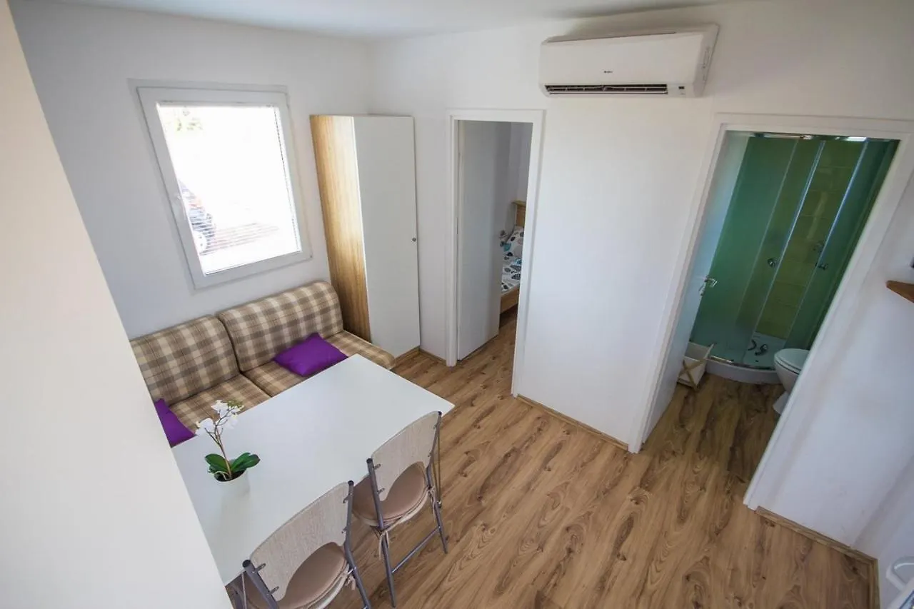 Mobile Home Doron Mh5606 Park Umag Karigador