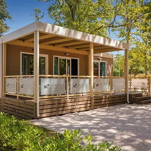 Mobile Homes Premium Relax Park Umag By Camp4you Kompleks wypoczynkowy